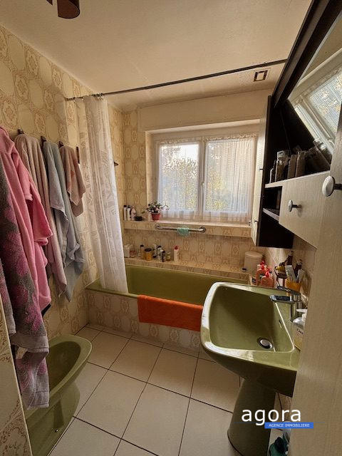 Maison - 137 m² - 6 pièces