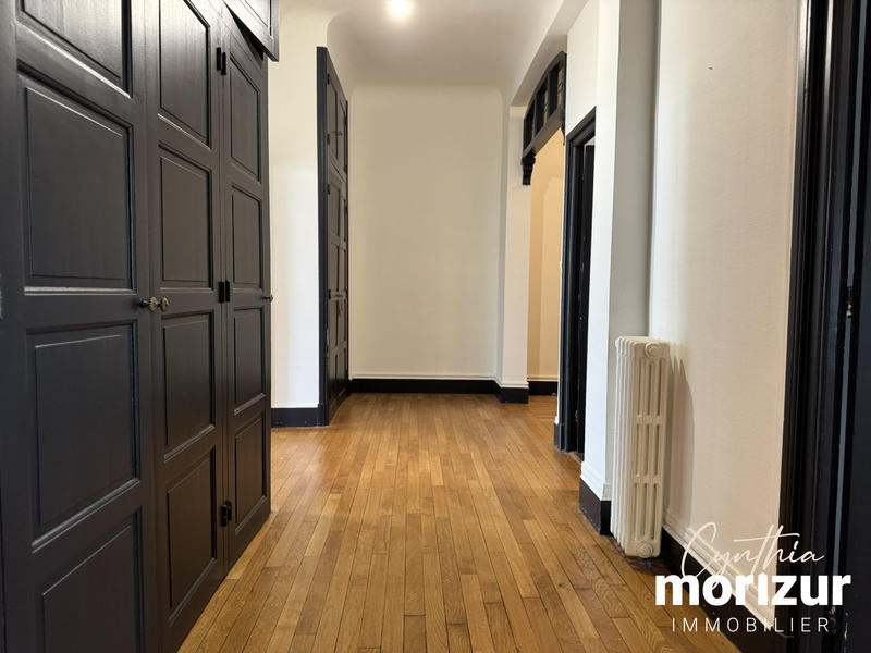 Appartement - 130 m² - 5 pièces