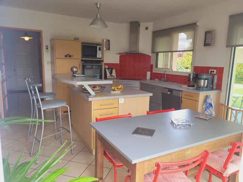 Maison contemporaine - 285 m² - 7 pièces