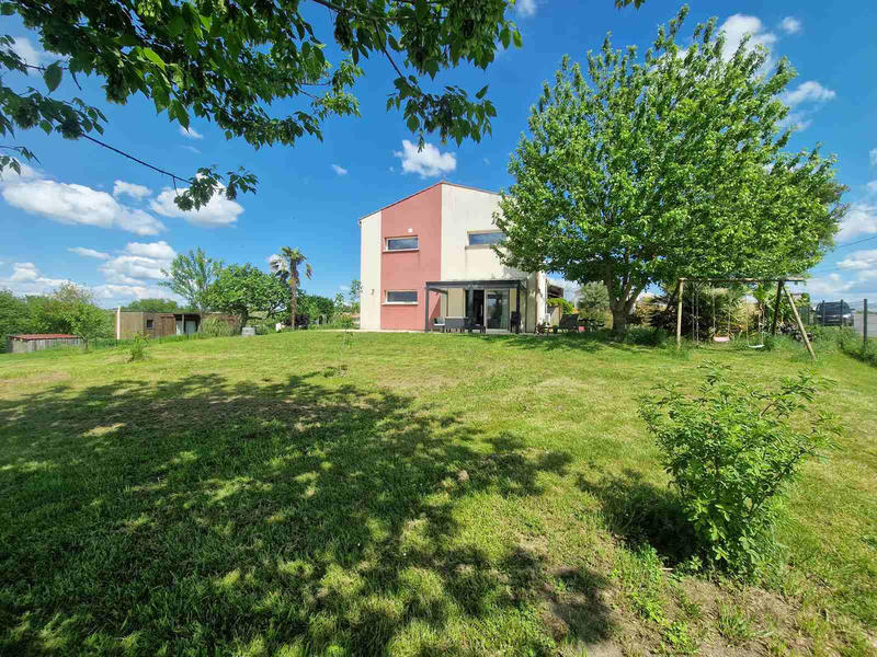 Maison - 162 m² - 7 pièces