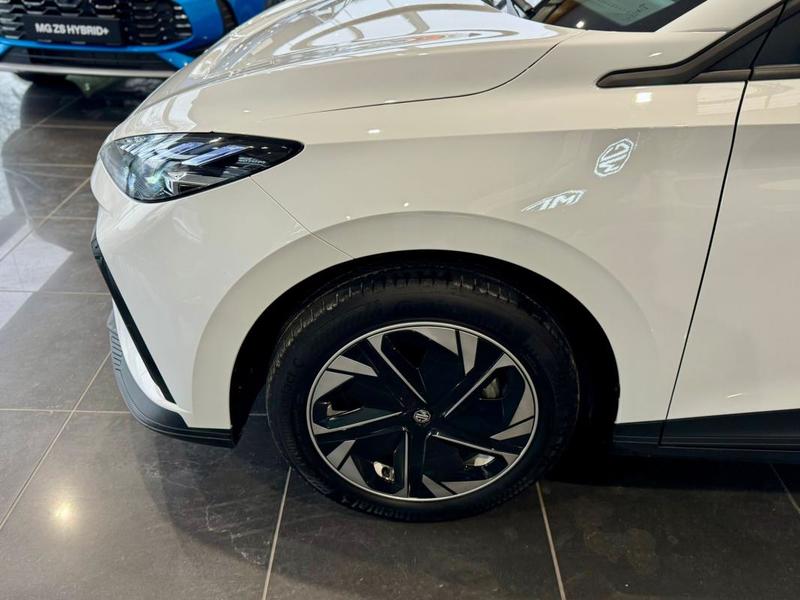 Mg Mg4 Ev 51kwh - 125 Kw 2wd 170ch Standard