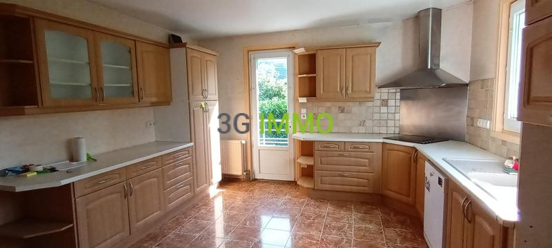 Maison - 118 m² - 7 pièces