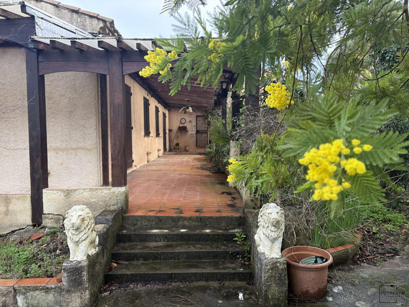 Maison - 98 m² - 5 pièces