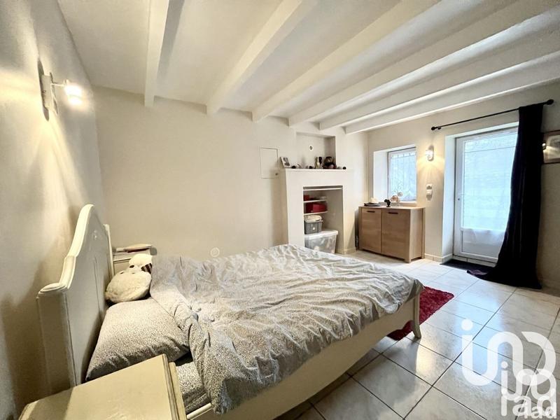Maison - 176 m² - 8 pièces