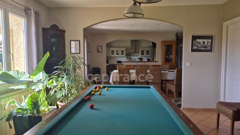 Maison - 188 m² - 6 pièces