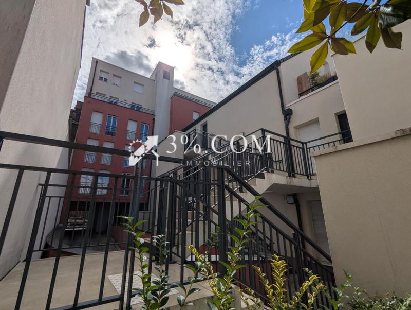 Appartement - 80 m² - 4 pièces