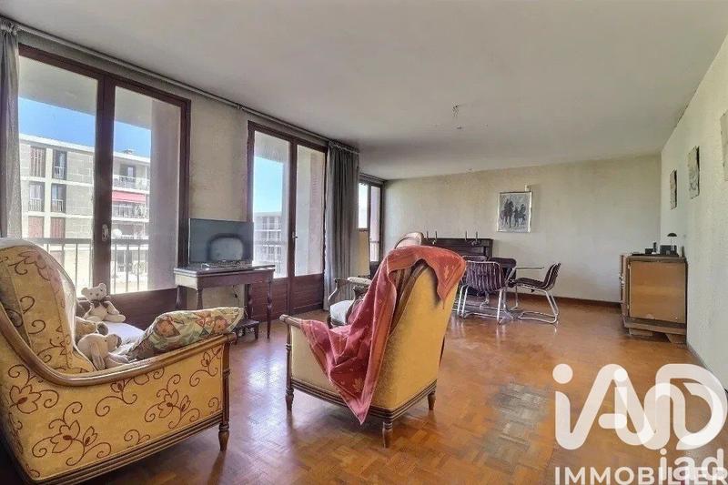 Appartement - 92 m² - 4 pièces
