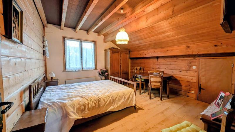 Maison - 185 m² - 8 pièces