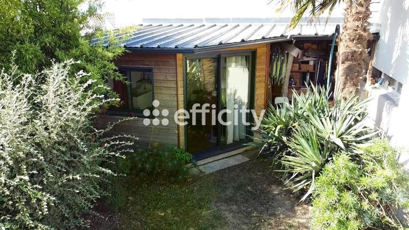 Maison - 161 m² - 5 pièces