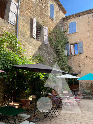 Appartement - 120 m² - 5 pièces