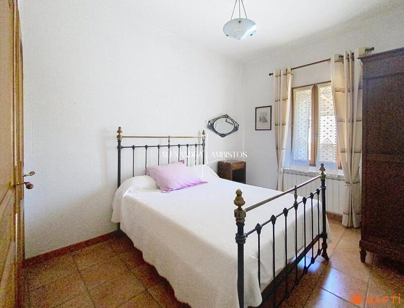 Maison de village - 120 m² - 6 pièces