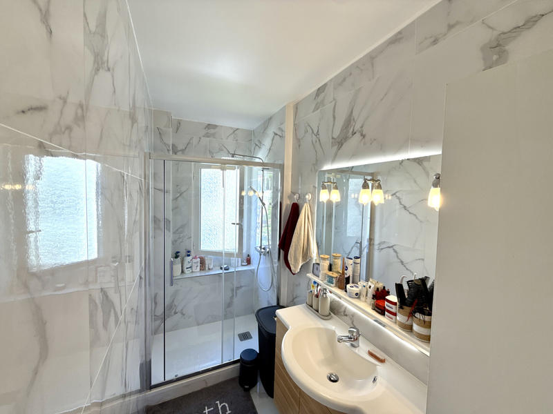 Appartement - 64 m² - 4 pièces