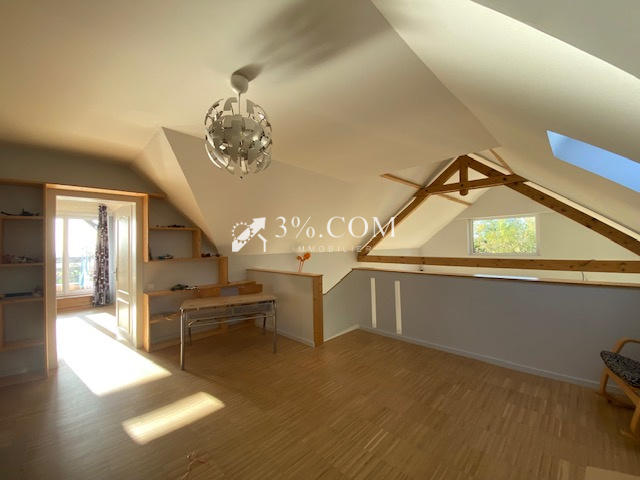 Propriété - 240 m² - 5 pièces