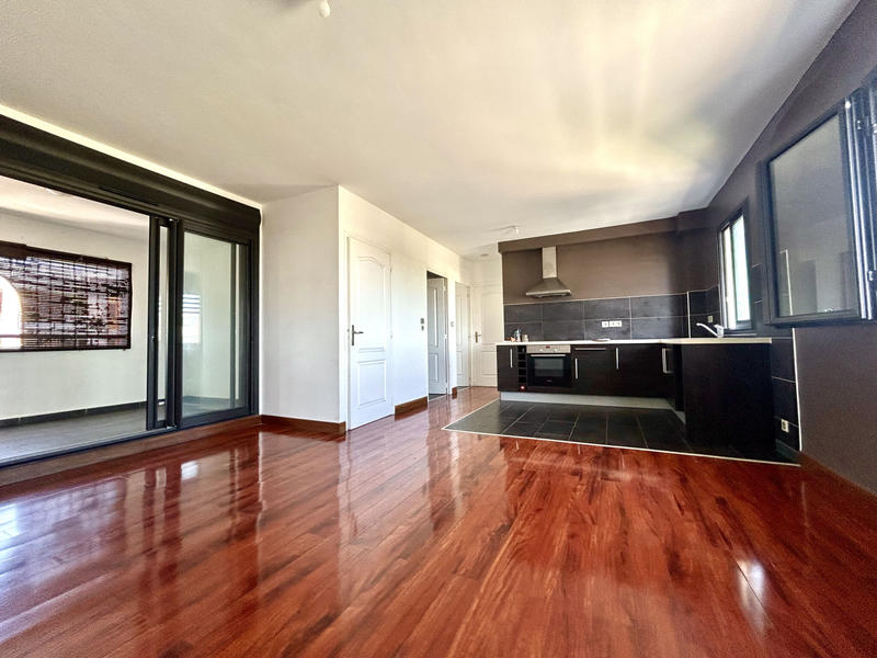 Appartement - 57 m² - 3 pièces