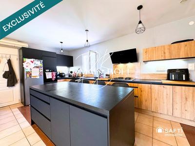 Maison - 119 m² - 5 pièces