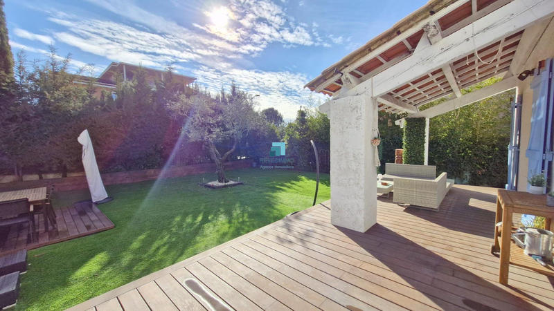 Maison - 101 m² - 4 pièces