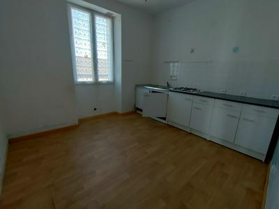 Maison - 190 m² - 8 pièces