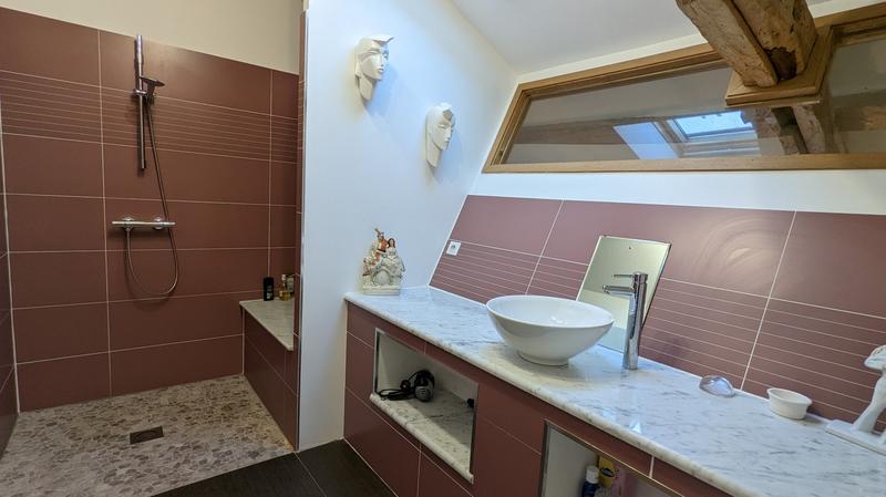 Maison - 232 m² - 5 pièces