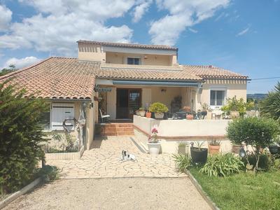 Maison - 175 m² - 5 pièces