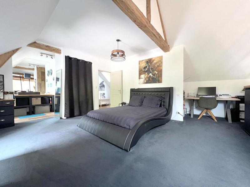 Maison - 184 m² - 5 pièces