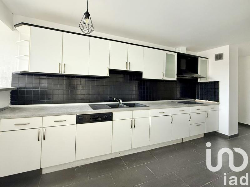 Appartement - 96 m² - 4 pièces