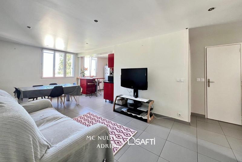 Appartement - 65 m² - 4 pièces