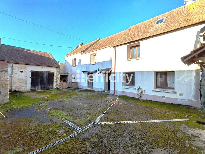 Maison - 310 m² - 12 pièces