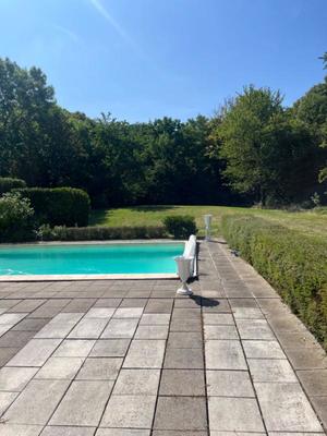 Maison - 359 m² - 11 pièces