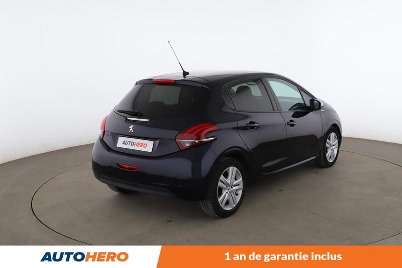 Peugeot 208 1.6 Blue-HDi Style 5p 75 ch
