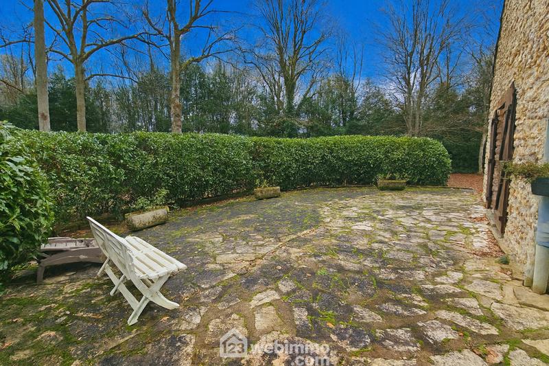 Maison - 141 m² - 6 pièces