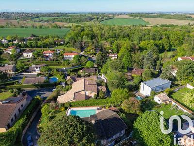 Maison - 159 m² - 6 pièces