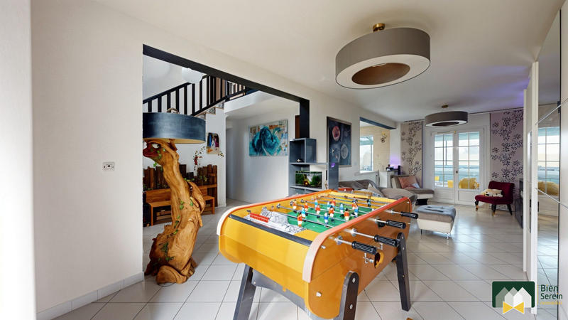 Maison - 193 m² - 6 pièces