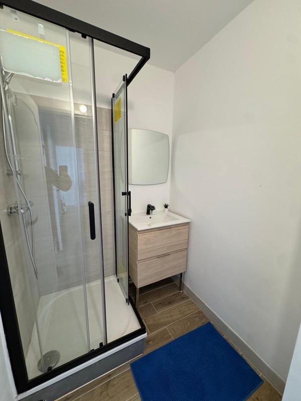 Appartement - 81 m² - 5 pièces