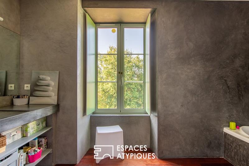 Maison - 210 m² - 8 pièces