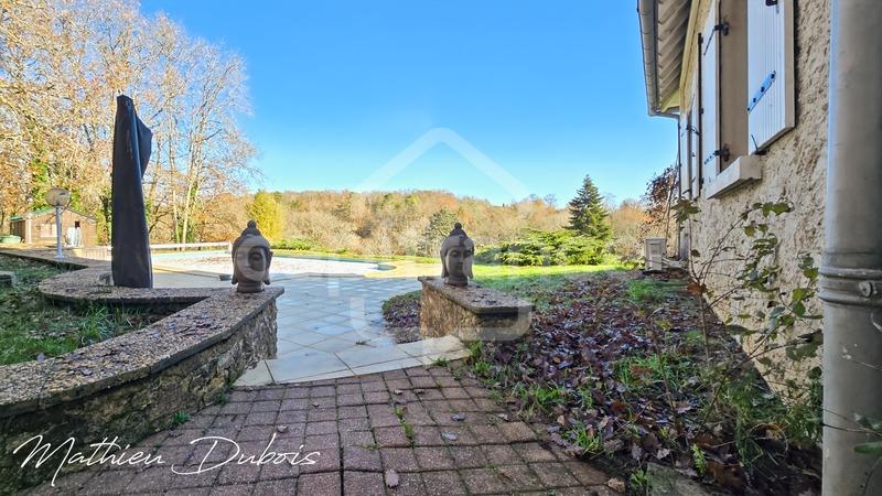 Maison - 175 m² - 7 pièces