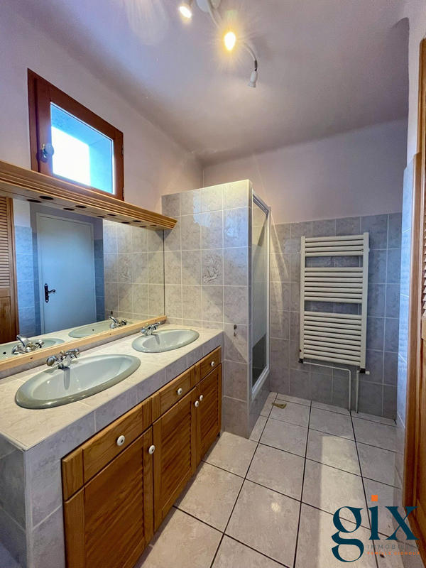 Maison - 144 m² - 7 pièces