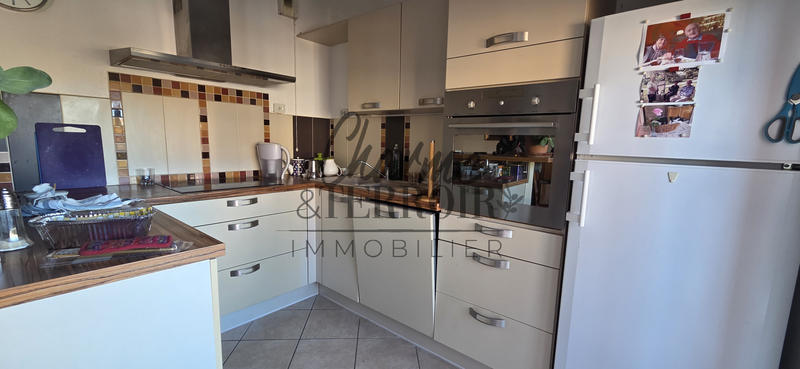 Appartement - 64 m² - 3 pièces