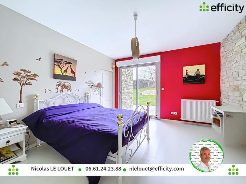 Pavillon - 230 m² - 9 pièces