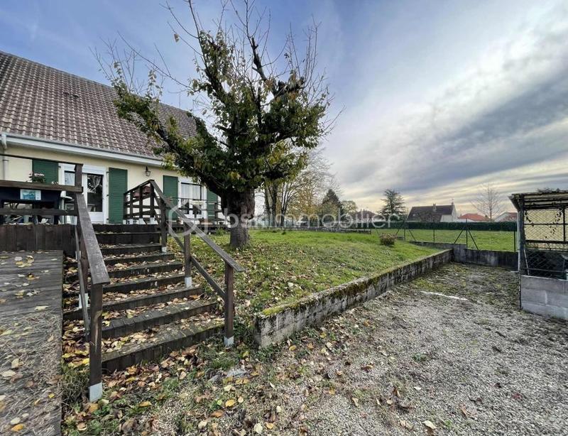 Maison traditionnelle - 88 m² - 5 pièces