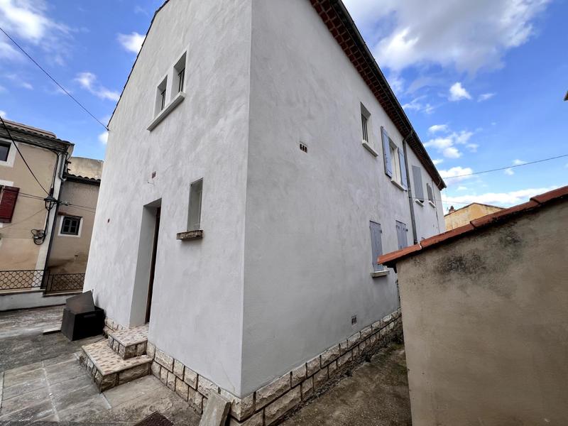 Appartement - 90 m² - 2 pièces