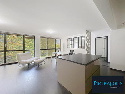 Appartement - 76 m² - 3 pièces