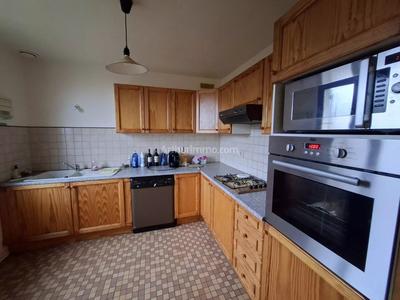 Maison - 99 m² - 5 pièces