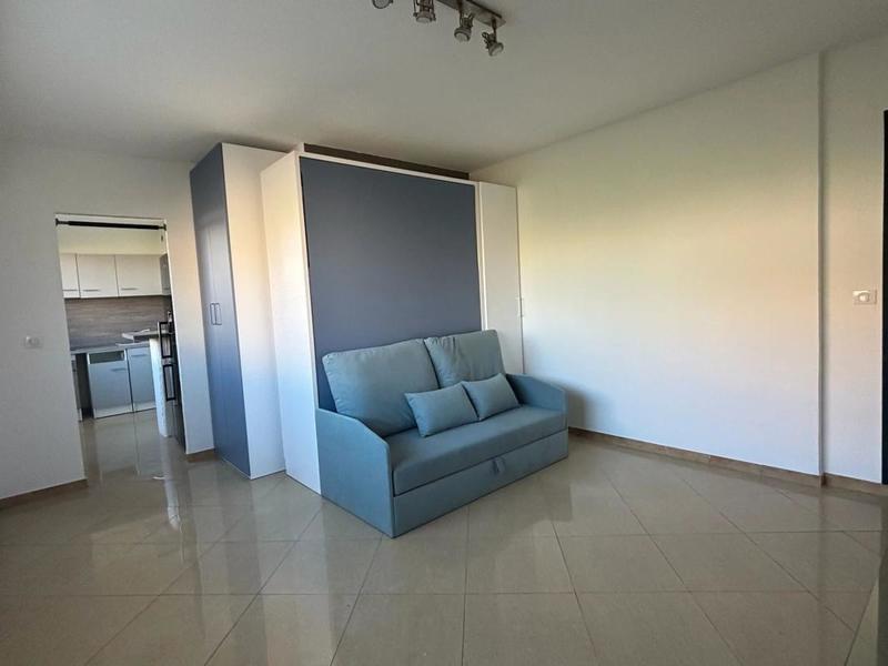 Studio - 30 m² - 1 pièce