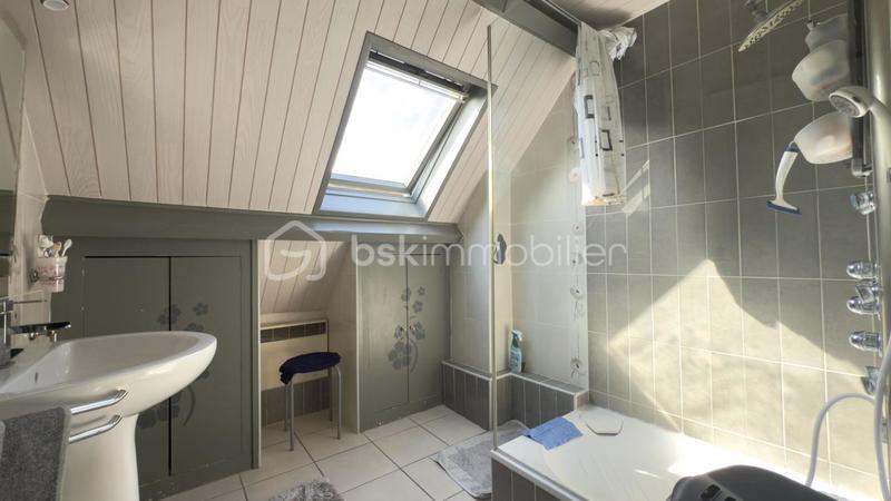 Pavillon - 90 m² - 6 pièces