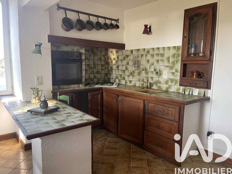 Maison - 206 m² - 10 pièces