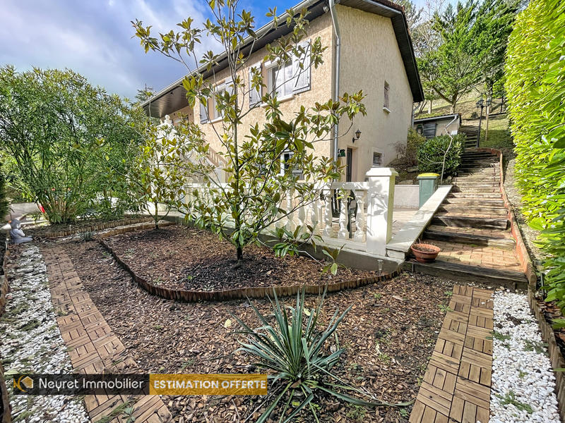 Maison - 130 m² - 6 pièces