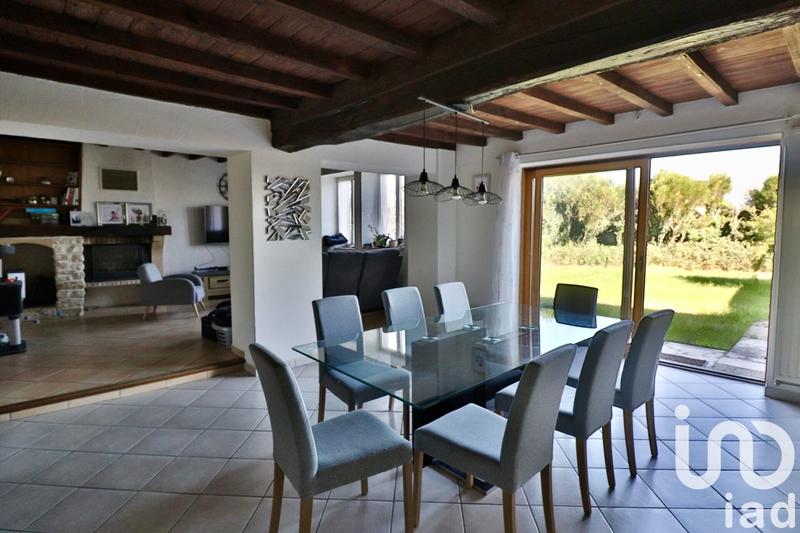 Maison - 199 m² - 8 pièces