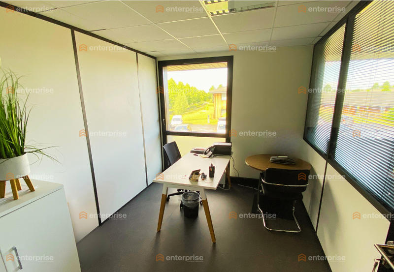Bureau - 140 m²