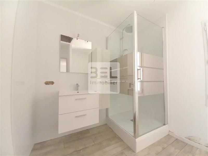 Appartement - 98 m² - 2 pièces