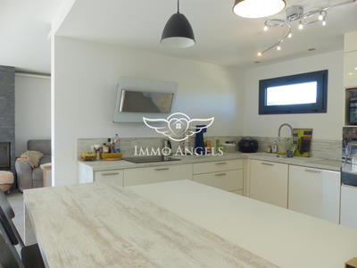 Maison traditionnelle - 130 m² - 5 pièces